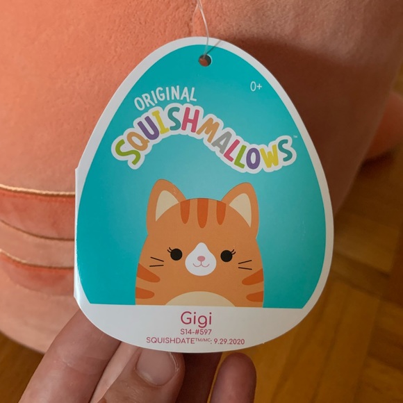 Gigi the Cat Squishmallow - Picture 3 of 3
